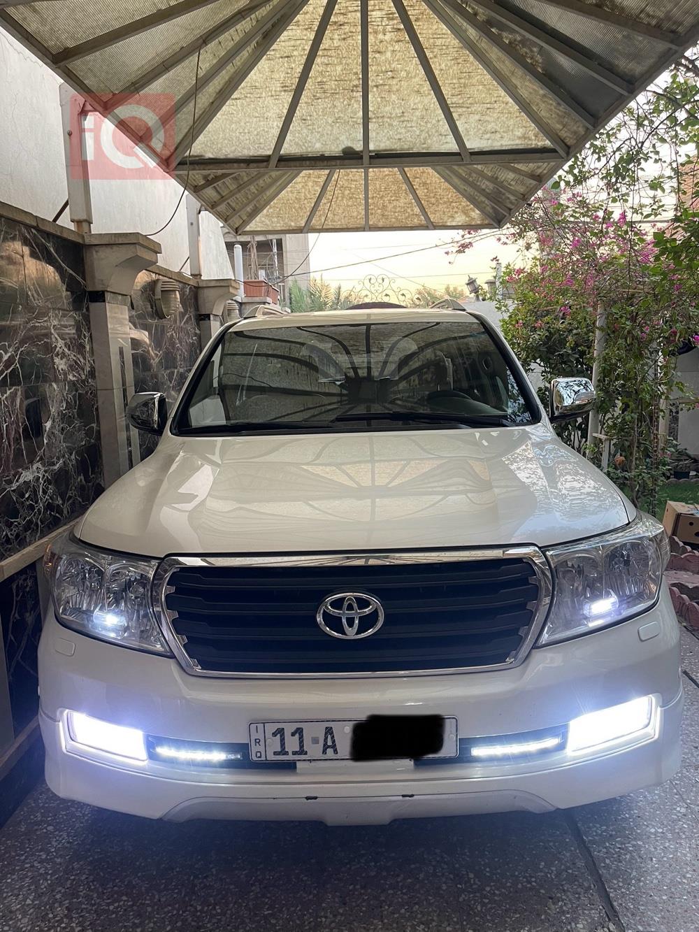 تويوتا لاندكروزر